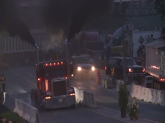 Nice Big Rig Burnout